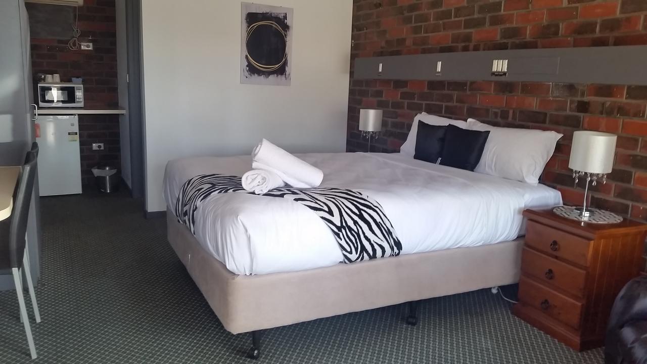 Wentworth Club Motel Luaran gambar